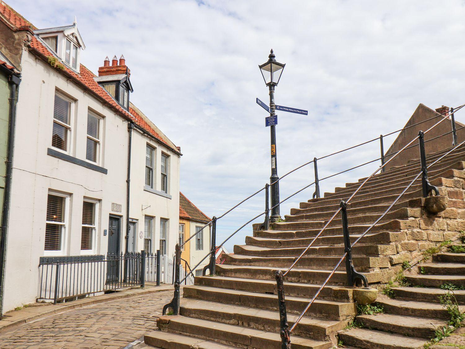 Holiday Cottage Reviews for Greenfingers - Holiday Cottage in Whitby, North Yorkshire