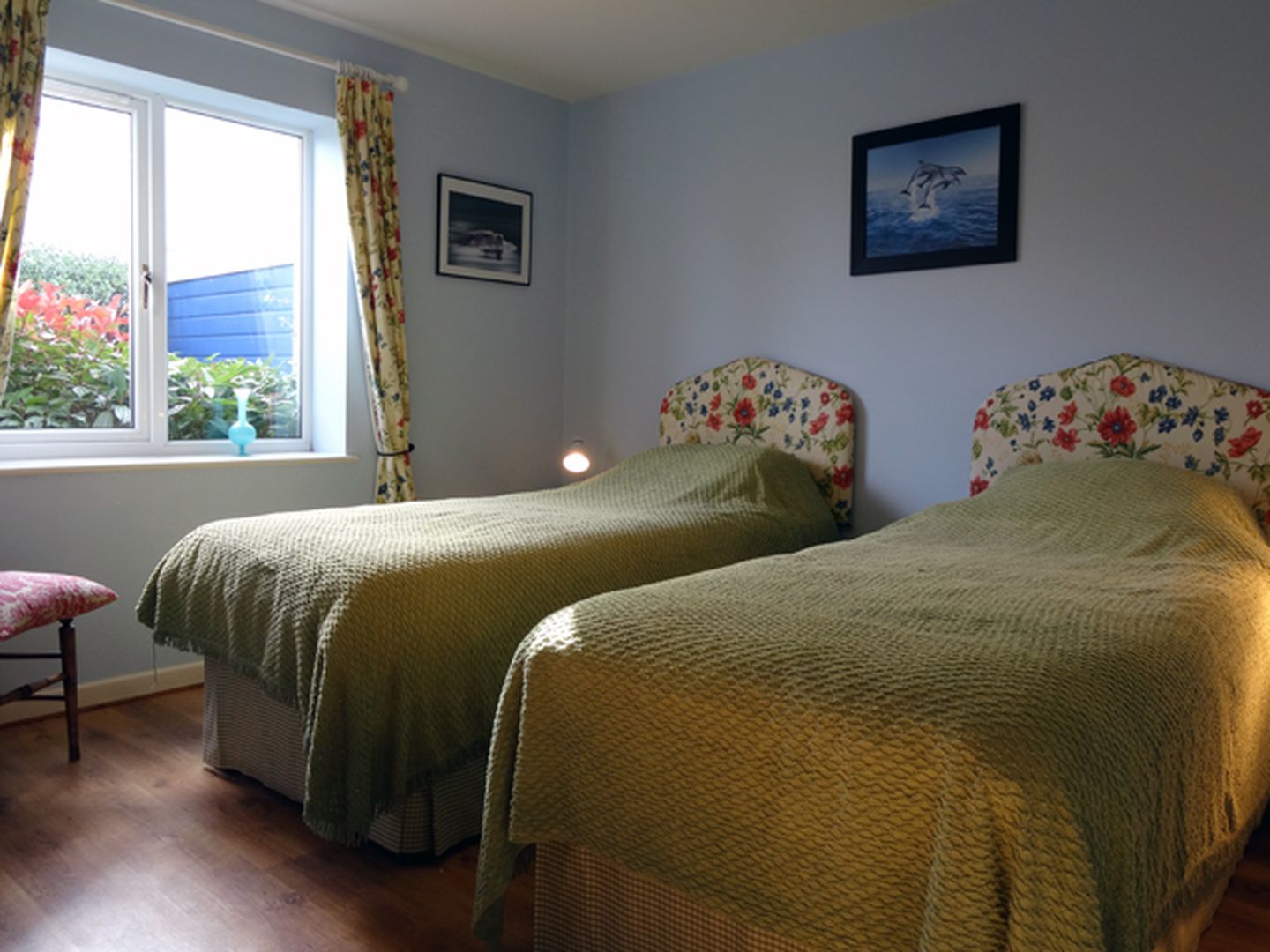 Halcyon Holiday Cottage Rosevine Second Twin Bedroom