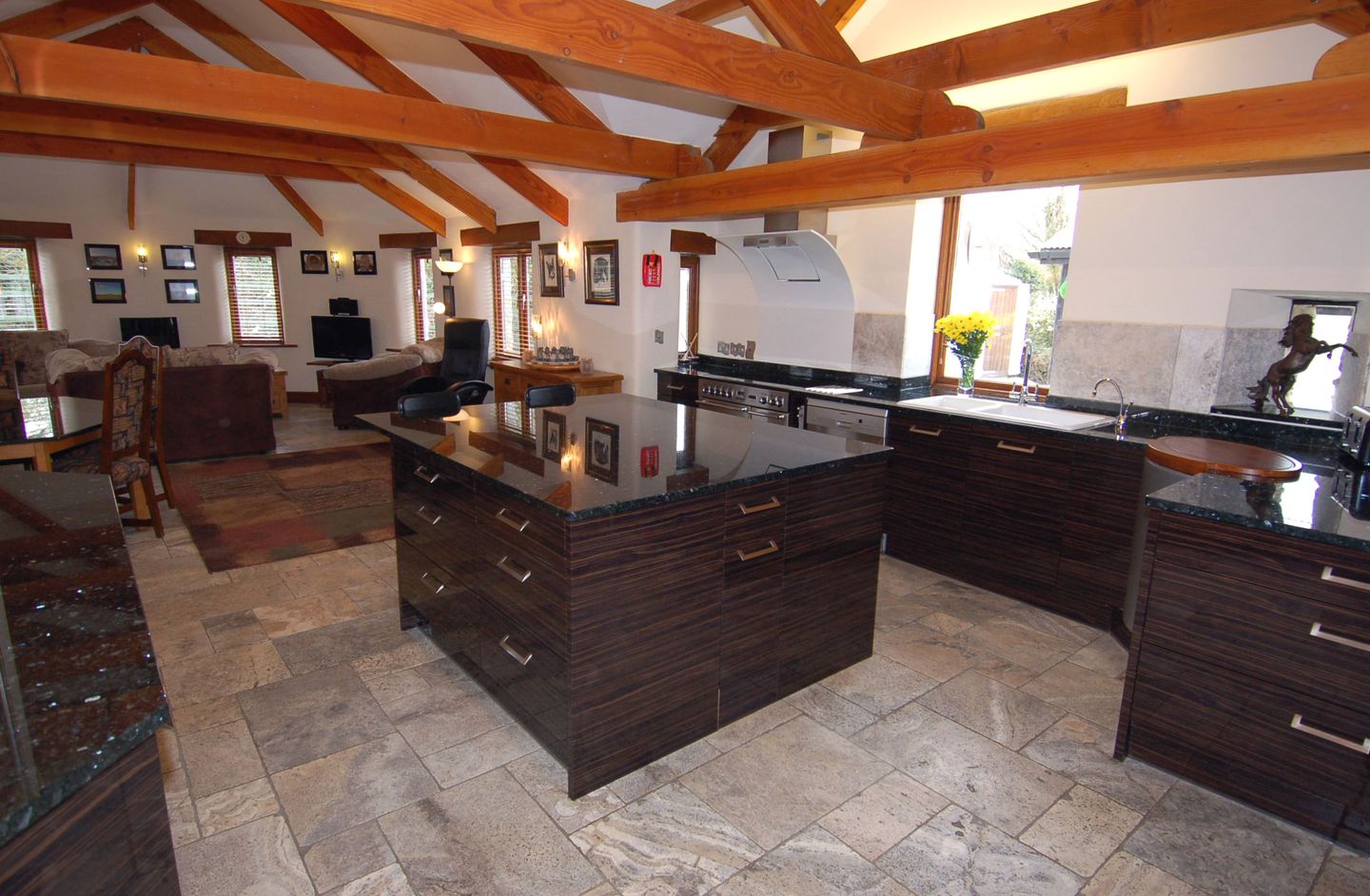 Hideaway Bossiney Tintagel Kitchen Island