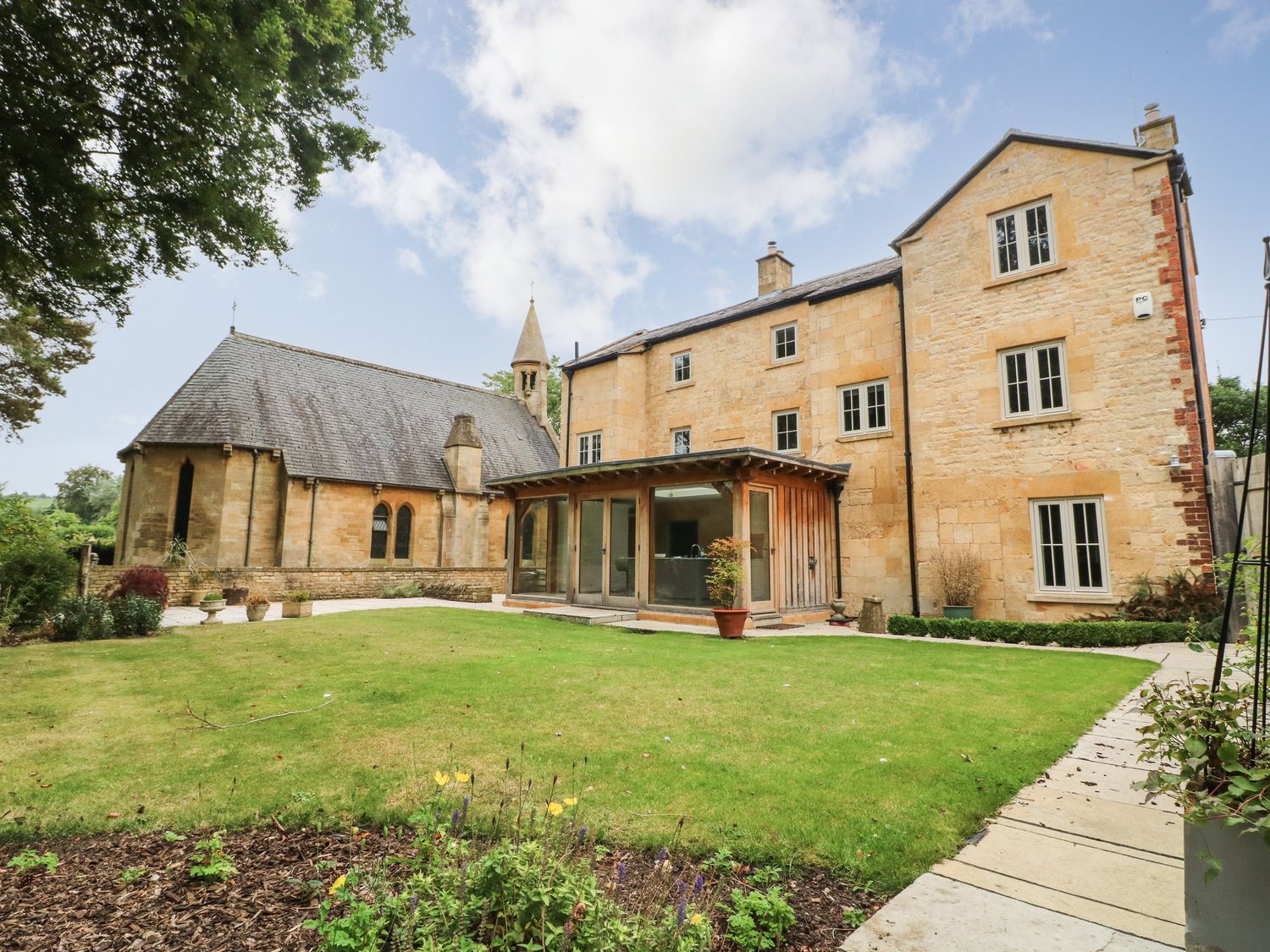 Holiday Cottage Reviews for Hulls House - Self Catering in Chipping Campden, Gloucestershire