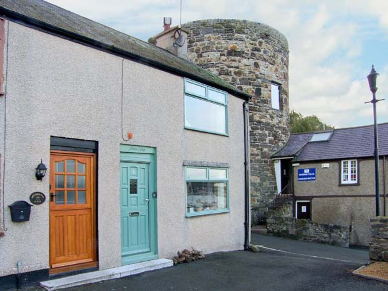 Holiday Cottage Reviews for Jasmin Cottage - Holiday Cottage in Llandudno, Conwy