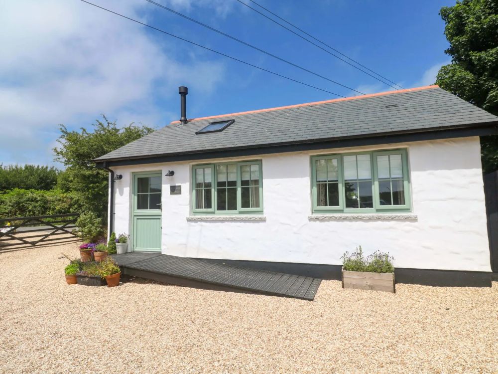 Holiday Cottage Reviews for Lavender Cottage - Holiday Cottage in Helston, Cornwall Inc Scilly