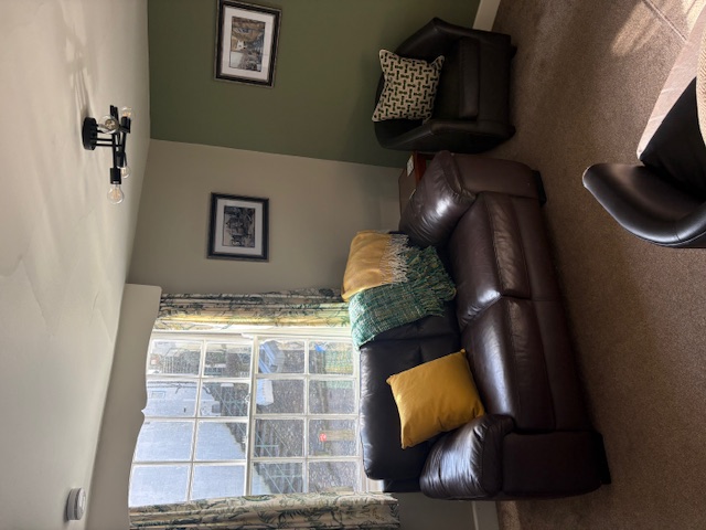 Loungedockcottagerhb2