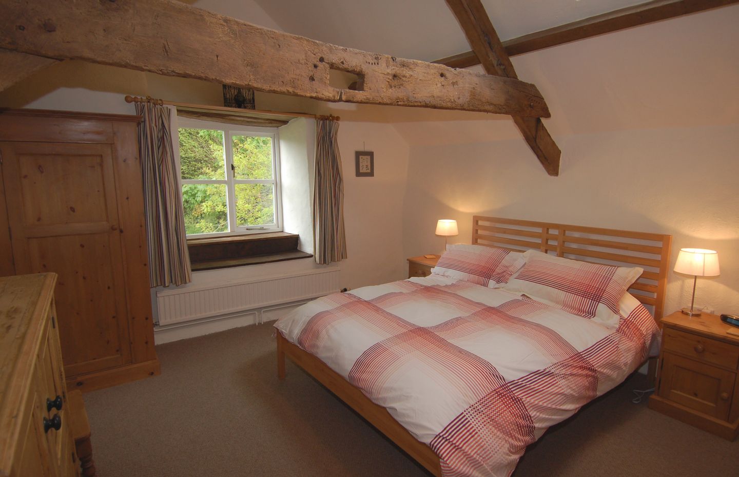 Lower Well Cottage Ugborough Double Bedroom