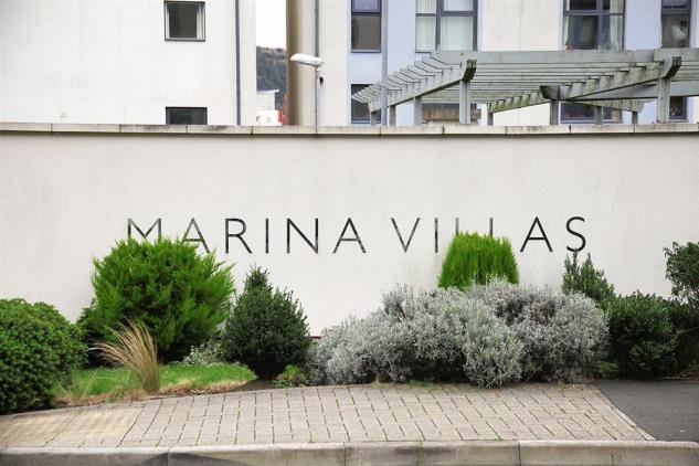 Marina Villas Swansea5