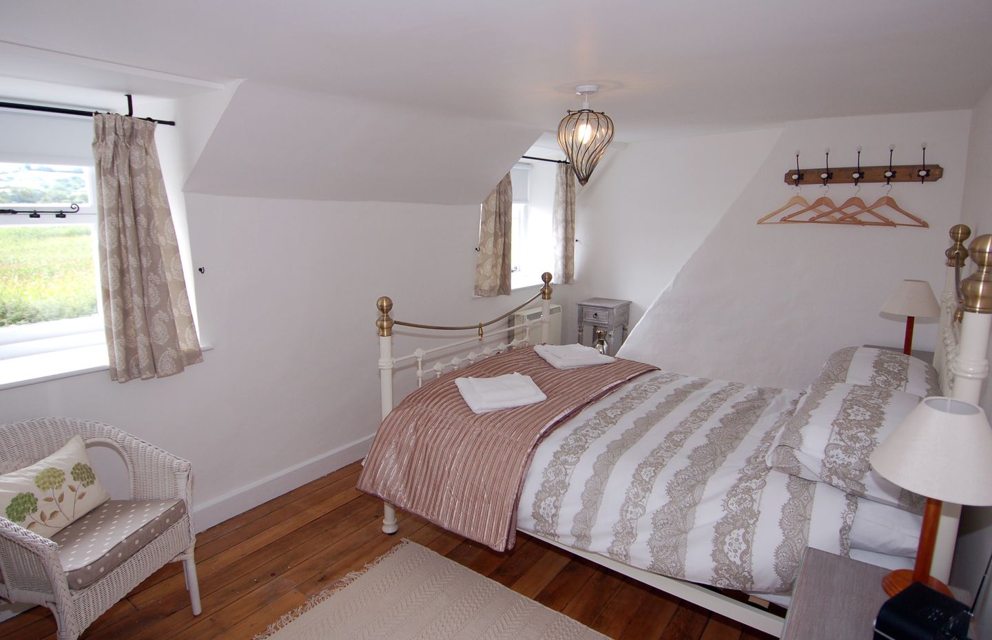 Mouse Cottage Beaminster Double Bedroom