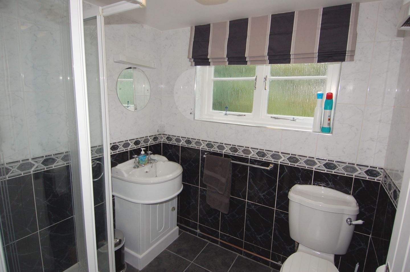Mouse Cottage Beaminster Shower Room