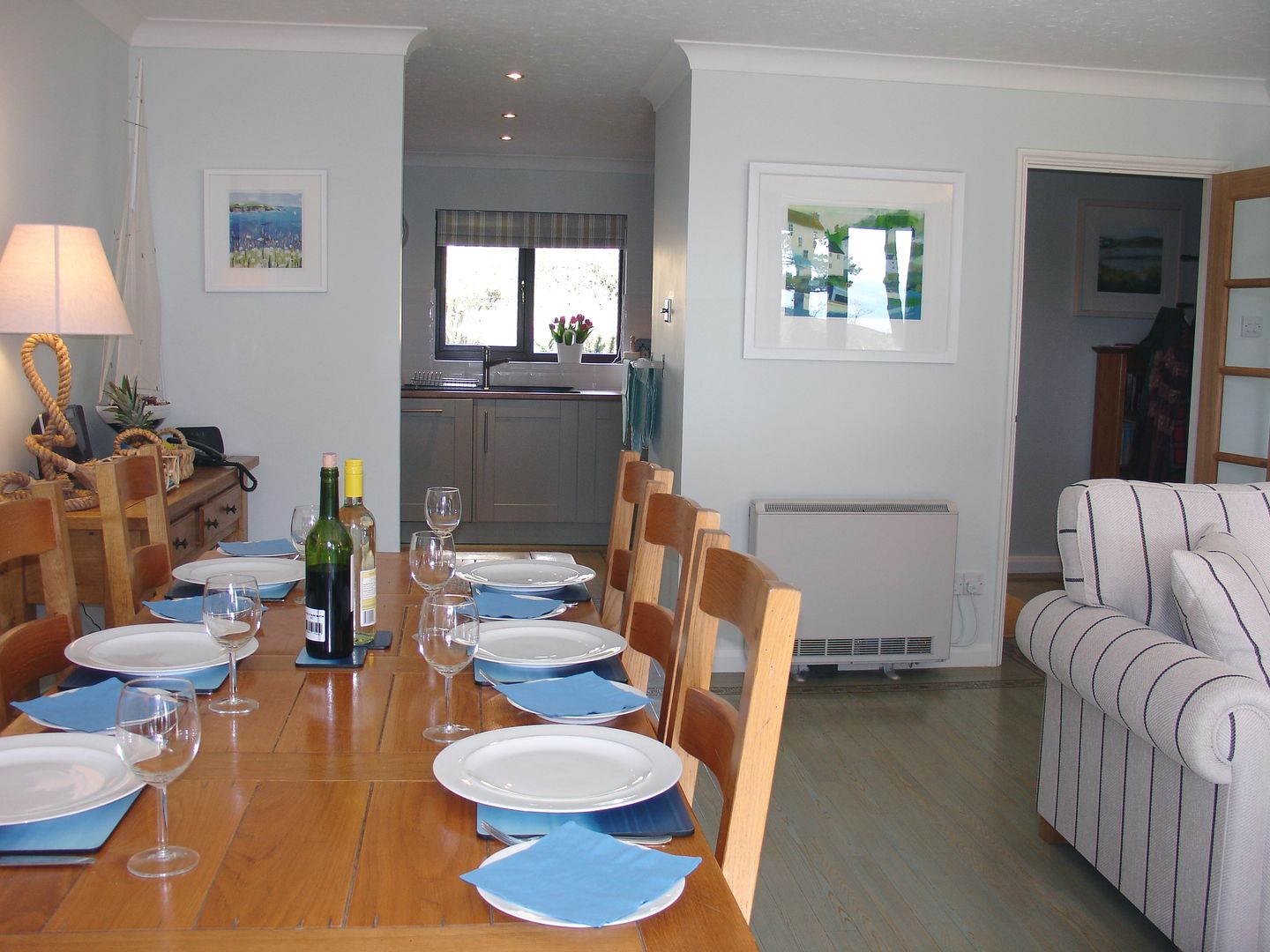 No 65 Lower Maen Cottages Dining Area