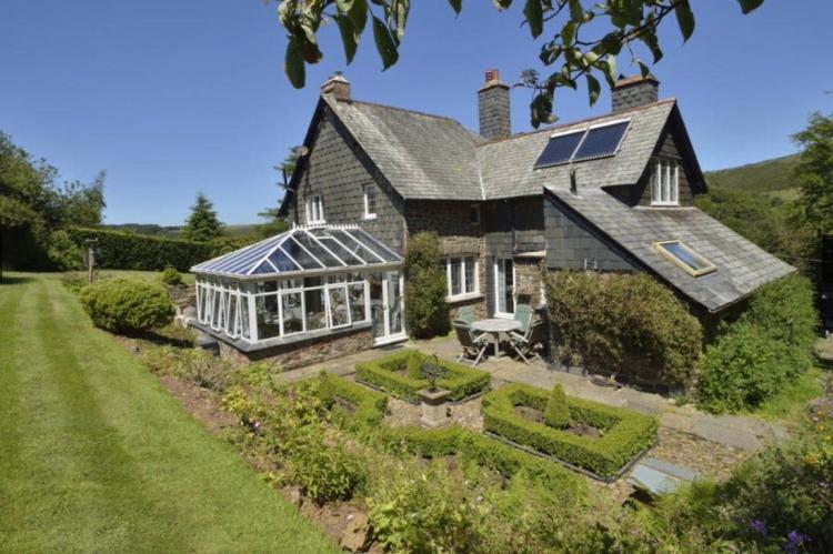 Holiday Cottage Reviews for Oare Manor Cottage - Holiday Cottage in Lynton & Lynmouth, Devon