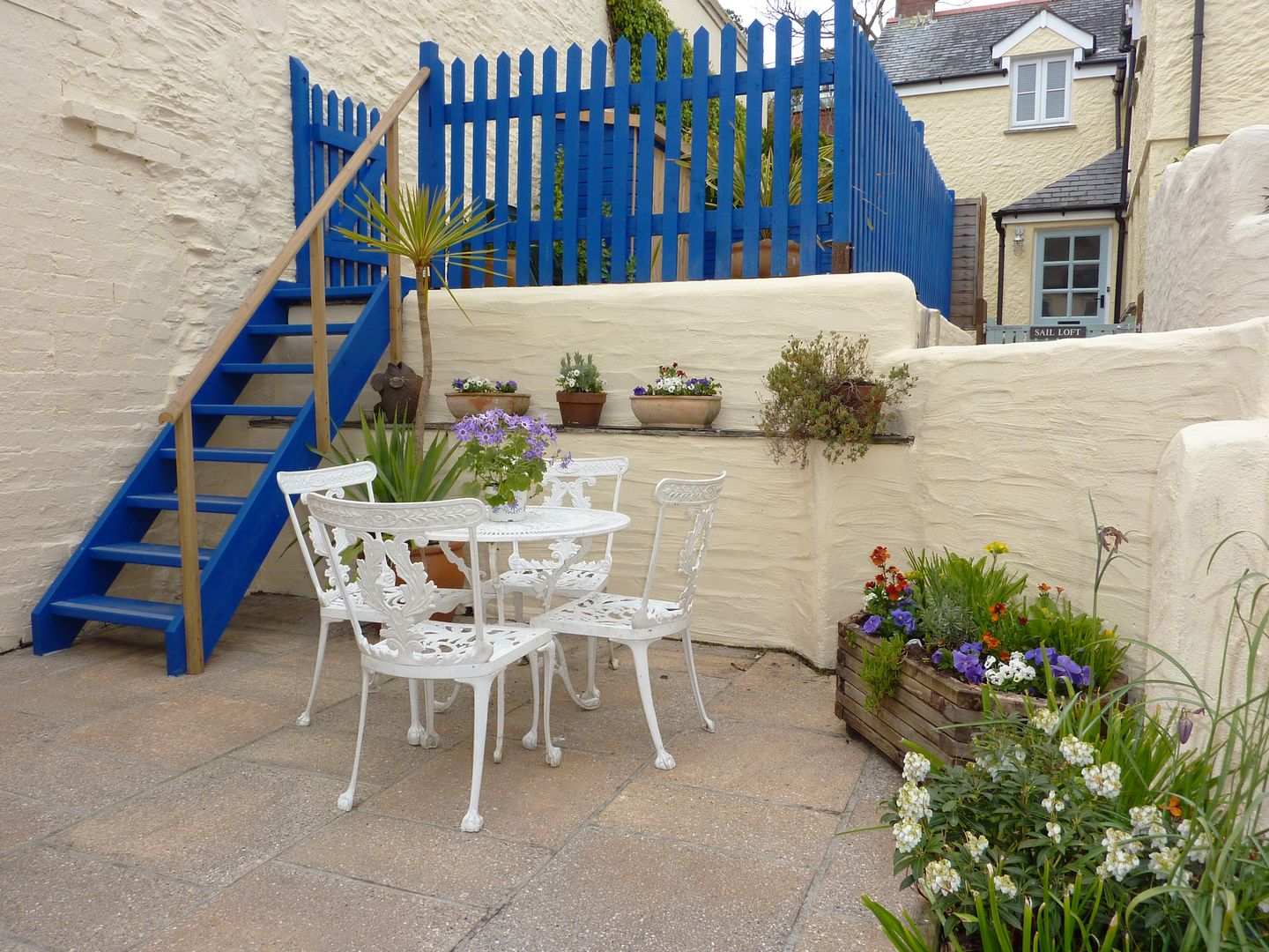 Pier Cottage Outside Patio Area