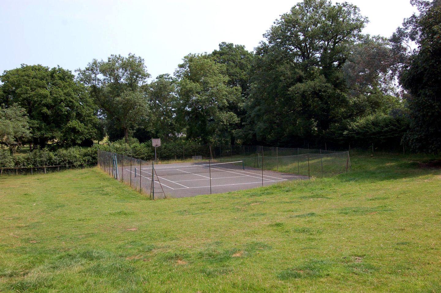 Pond View Tennis Courts