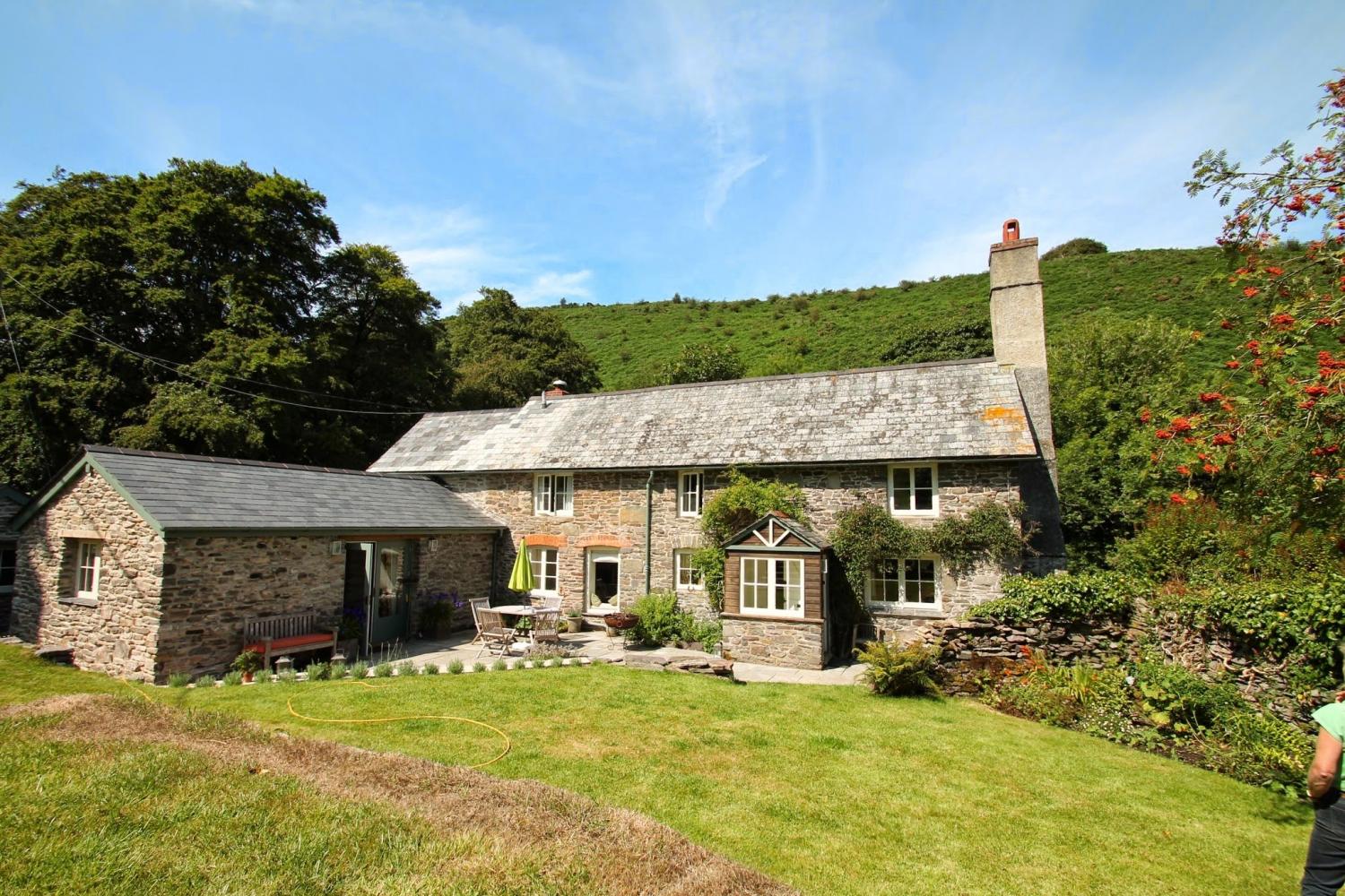 Holiday Cottage Reviews for Poocks Cottage - Self Catering in Lynton & Lynmouth, Devon