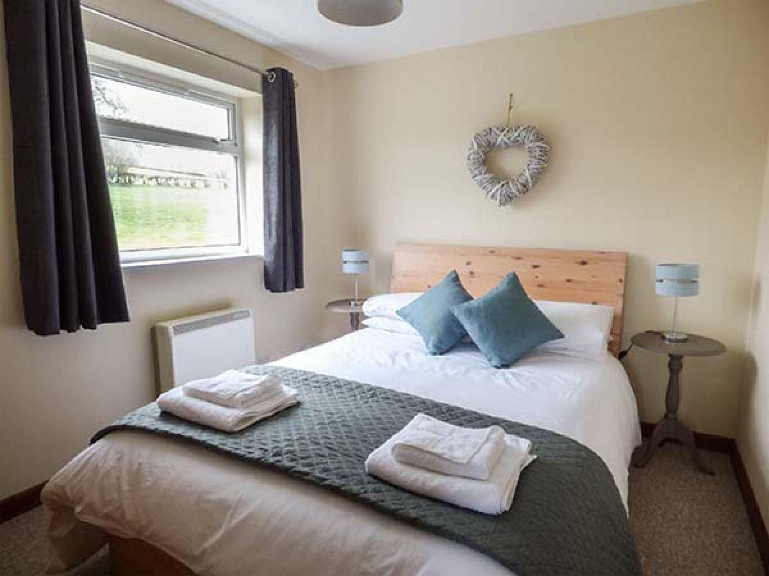 Red Kite Cottage Howey10