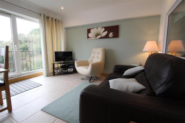 Redcliffe Apartments Caswell Bay13