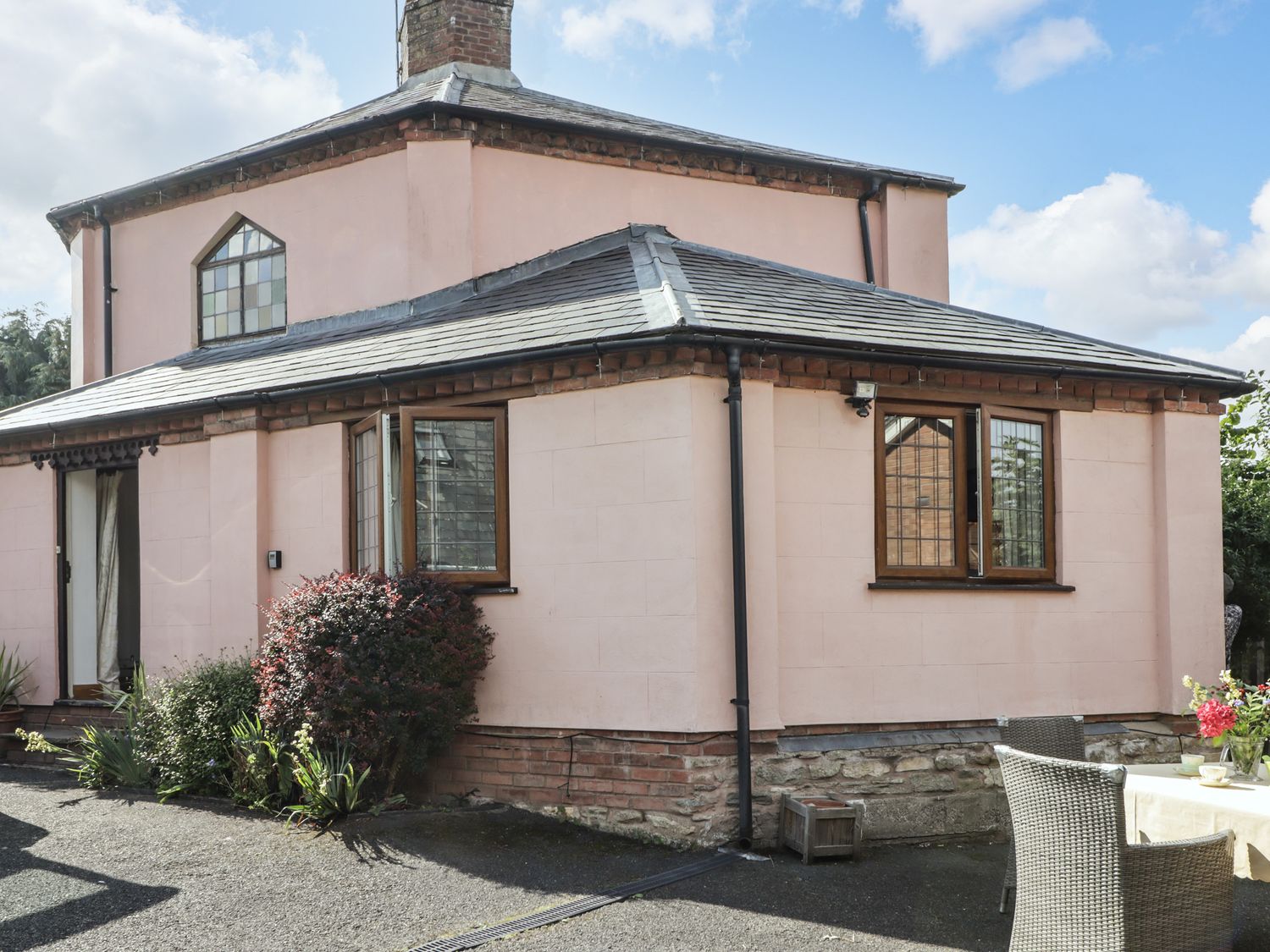 Holiday Cottage Reviews for Round House - Self Catering Property in Ludlow, Shropshire