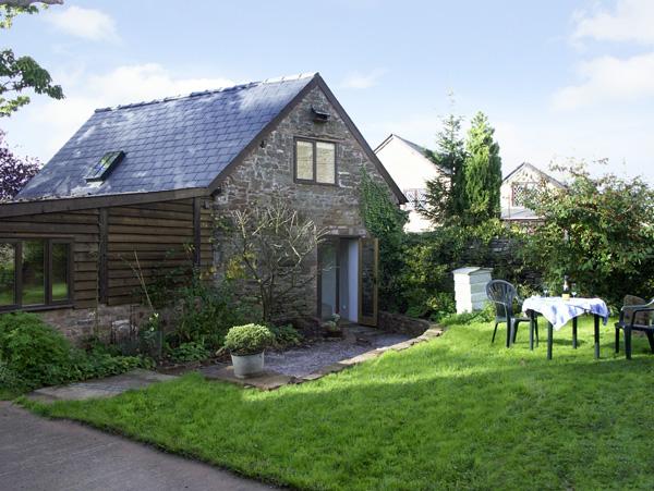 Holiday Cottage Reviews for Pembridge Cottage - Cottage Holiday in Welsh Newton, Herefordshire