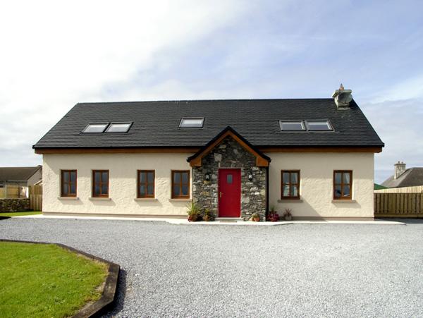 Holiday Cottage Reviews for Cois Farraige - Holiday Cottage in Castlegregory, Kerry