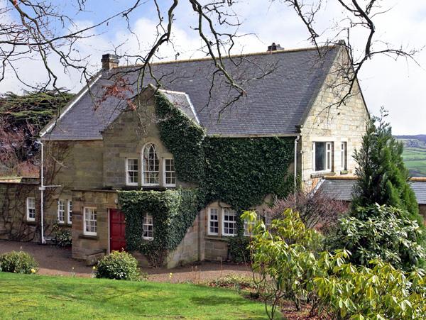 Holiday Cottage Reviews for Beech Hill Manor - Cottage Holiday in Aislaby, North Yorkshire