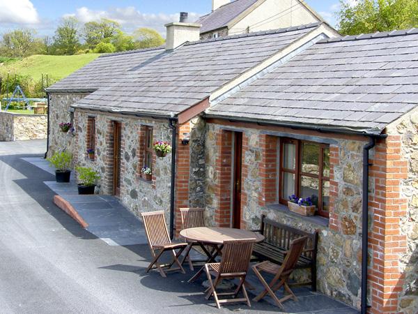 Holiday Cottage Reviews for Penrallt Cottage - Holiday Cottage in Y Felinheli, Gwynedd