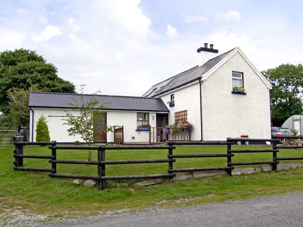 Holiday Cottage Reviews for Dessie's Cottage - Self Catering Property in Macroom, Cork