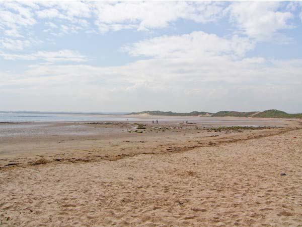 Holiday Cottage Reviews for Thalassa - Holiday Cottage in Cemaes Bay, Isle of Anglesey