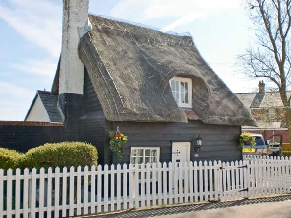 Holiday Cottage Reviews for Little Thatch - Self Catering in Walton on the Naze, Essex