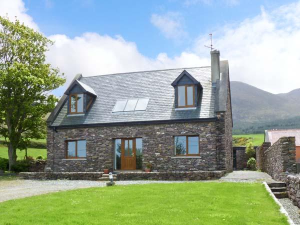 Holiday Cottage Reviews for Finn House - Self Catering Property in Castlegregory, Kerry