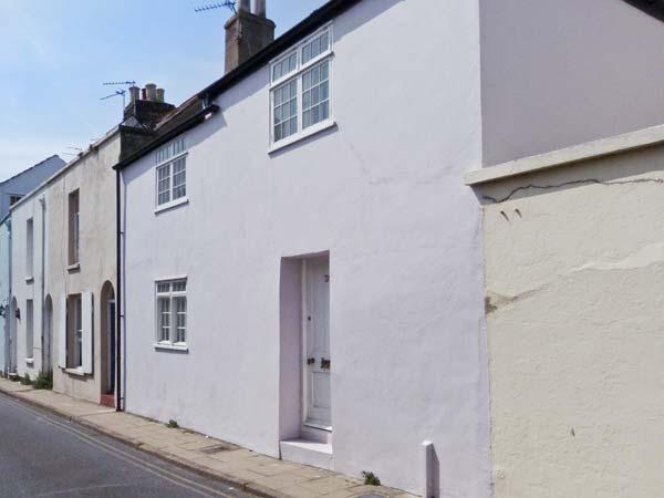 Holiday Cottage Reviews for Seashell Cottage - Holiday Cottage in Deal, Kent