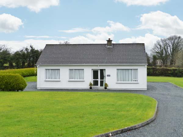 Holiday Cottage Reviews for Seafield - Holiday Cottage in Ramelton, Donegal