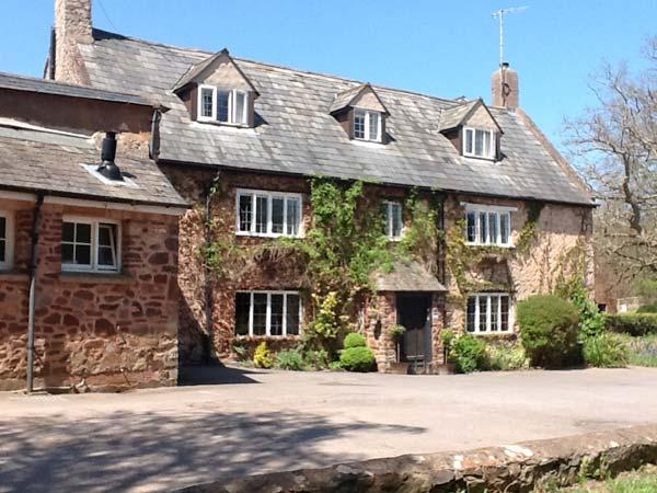 Holiday Cottage Reviews for Dragon House - Holiday Cottage in Dunster, Somerset