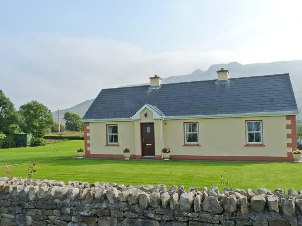 Holiday Cottage Reviews for Tieve Baun - Self Catering Property in Ballintrillick, Sligo