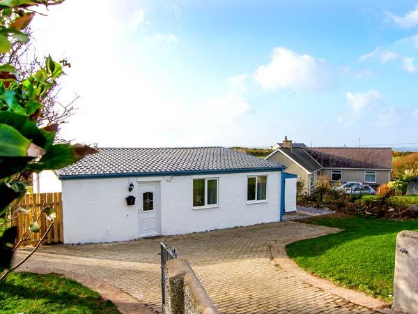 Holiday Cottage Reviews for Harbour Lights - Self Catering Property in Church Bay, Isle of Anglesey