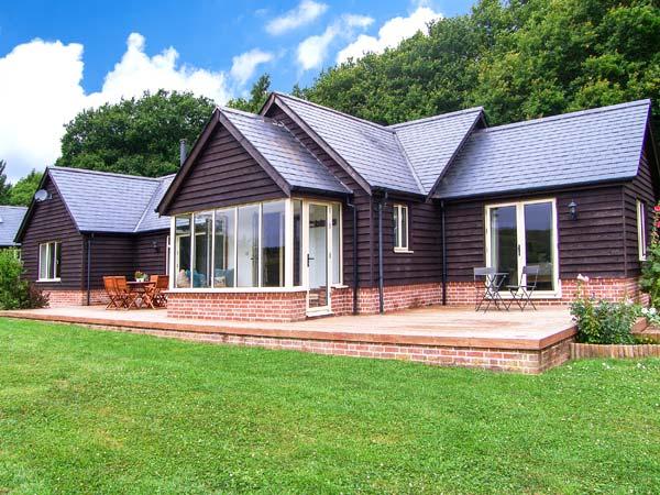 Holiday Cottage Reviews for Farley Lodge - Cottage Holiday in Salisbury, Wiltshire