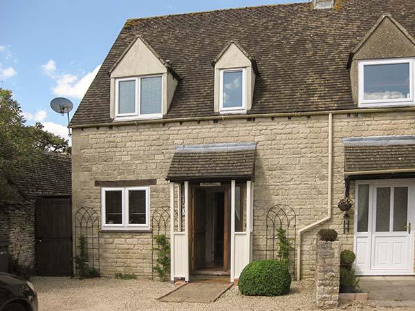 Holiday Cottage Reviews for Hour Cottage - Cottage Holiday in Stow on the Wold, Gloucestershire