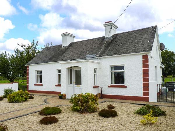 Holiday Cottage Reviews for Rook Hill Cottage - Cottage Holiday in Newbridge, Galway
