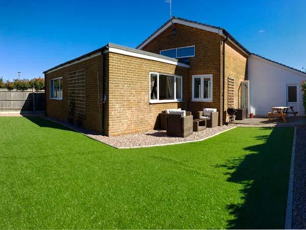 Holiday Cottage Reviews for The Old Fire Station - Cottage Holiday in Deal, Kent