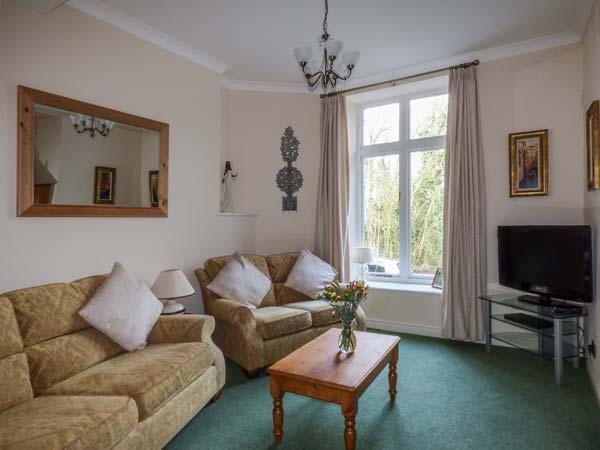Holiday Cottage Reviews for Holly Daze - Cottage Holiday in Meathop, Cumbria