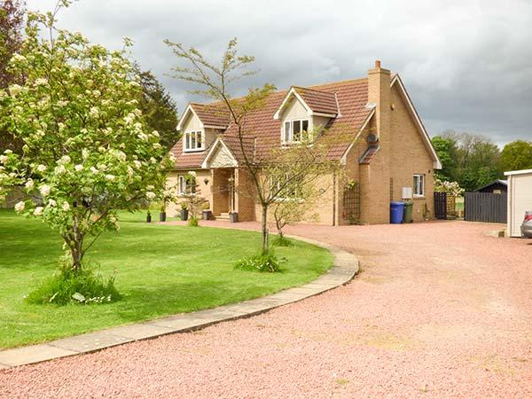 Millennium Cottage, Christon Bank, Northumberland - Holiday Cottage Reviews