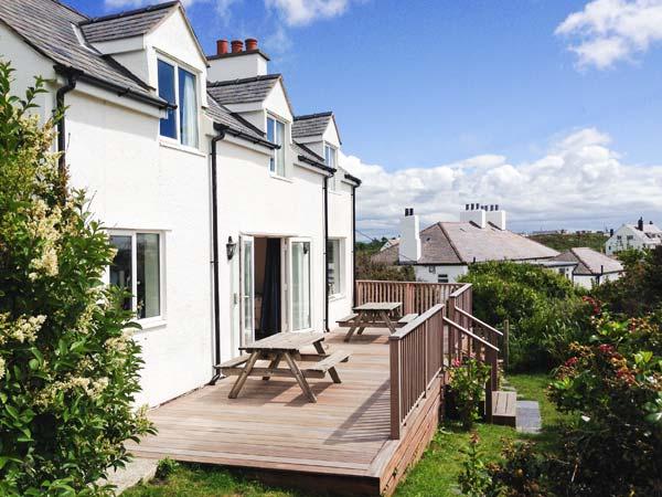 Holiday Cottage Reviews for Carrog - Self Catering Property in Trearddur Bay, Isle of Anglesey