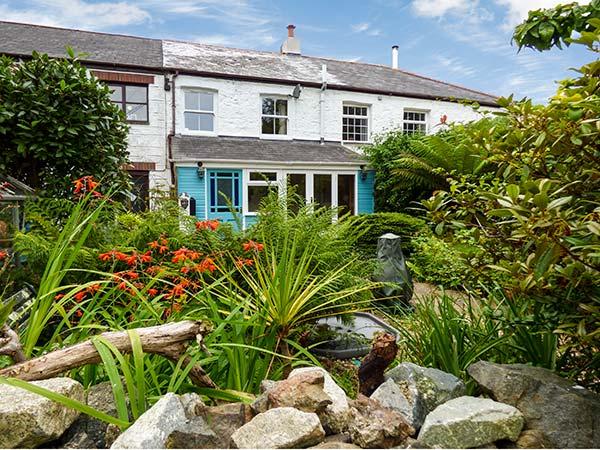 Holiday Cottage Reviews for The Ark Cottage - Cottage Holiday in St Blazey, Cornwall inc Scilly