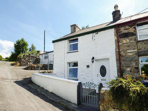 Holiday Cottage Reviews for Luscinia - Self Catering in Llanberis, Gwynedd