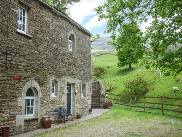 Holiday Cottage Reviews for Elysian Fields - The Huntsman - Holiday Cottage in Kirkby Stephen, Cumbria