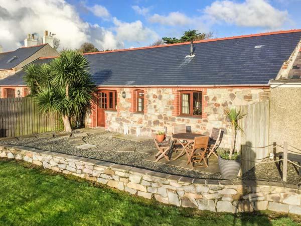 Holiday Cottage Reviews for Nyth Y Wennol - Self Catering in Abersoch, Gwynedd