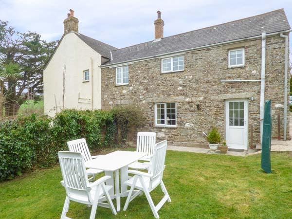 Holiday Cottage Reviews for Hayloft Cottage - Holiday Cottage in Looe, Cornwall inc Scilly