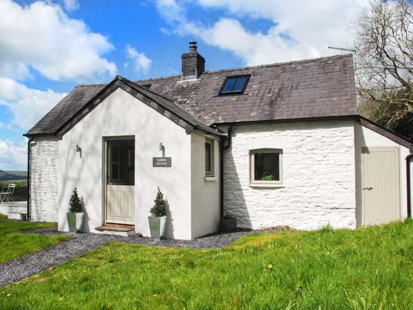 Holiday Cottage Reviews for Sardis Cottage - Holiday Cottage in Llangadog, Carmarthenshire