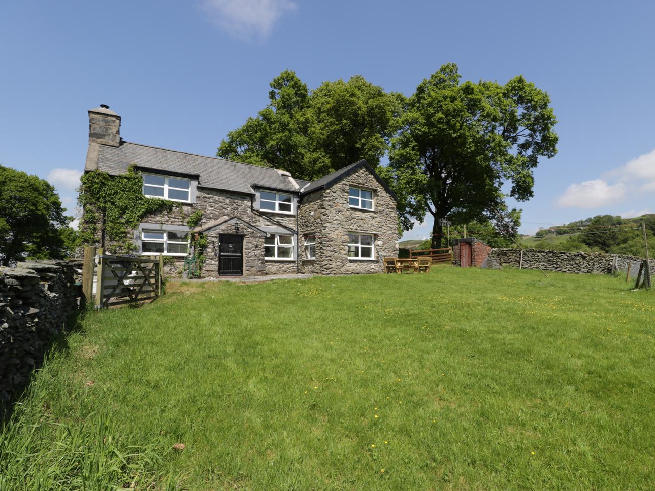 Holiday Cottage Reviews for Maes Madog - Holiday Cottage in Betws Y Coed, Conwy
