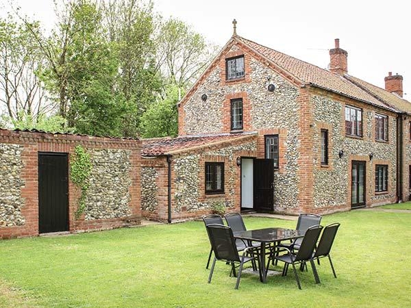Holiday Cottage Reviews for Little Farm - Holiday Cottage in Dereham, Norfolk