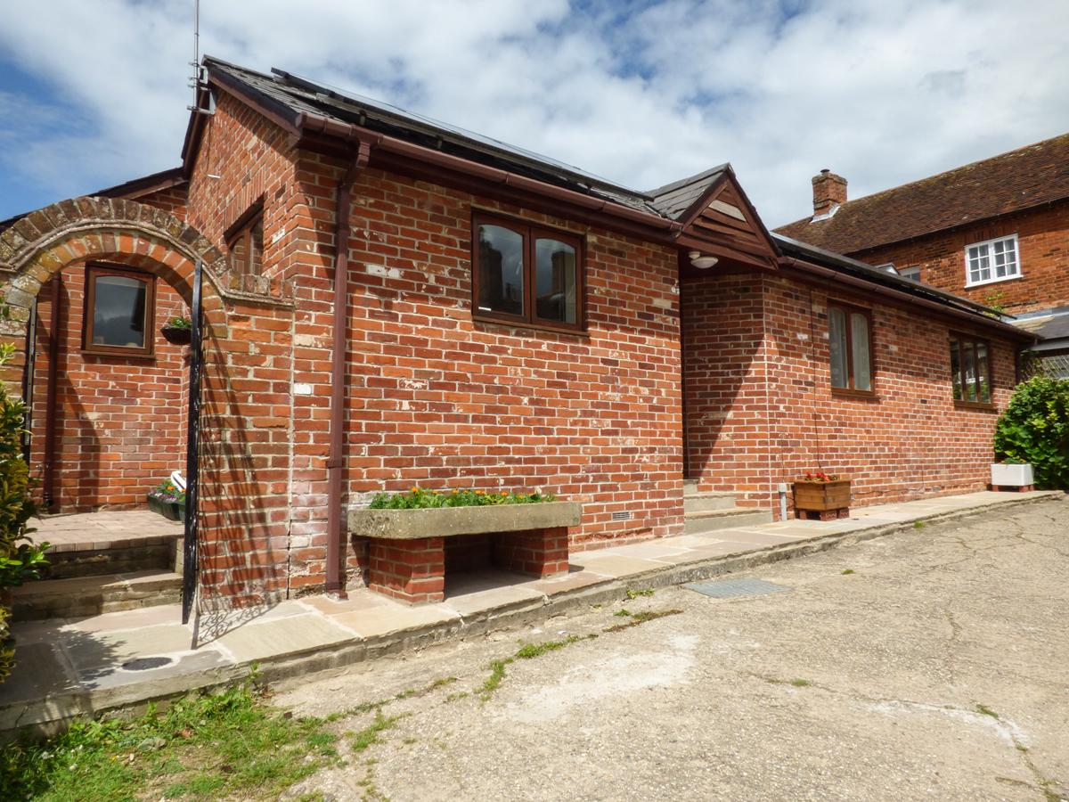 Holiday Cottage Reviews for 27 Swan Street - Self Catering Property in Boxford, Suffolk