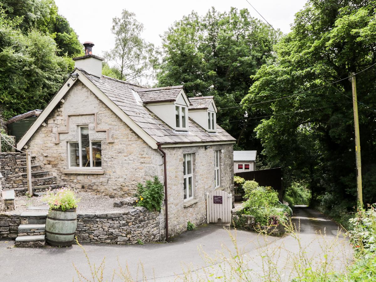 Holiday Cottage Reviews for Honeypot Cottage - Cottage Holiday in Kendal, Cumbria
