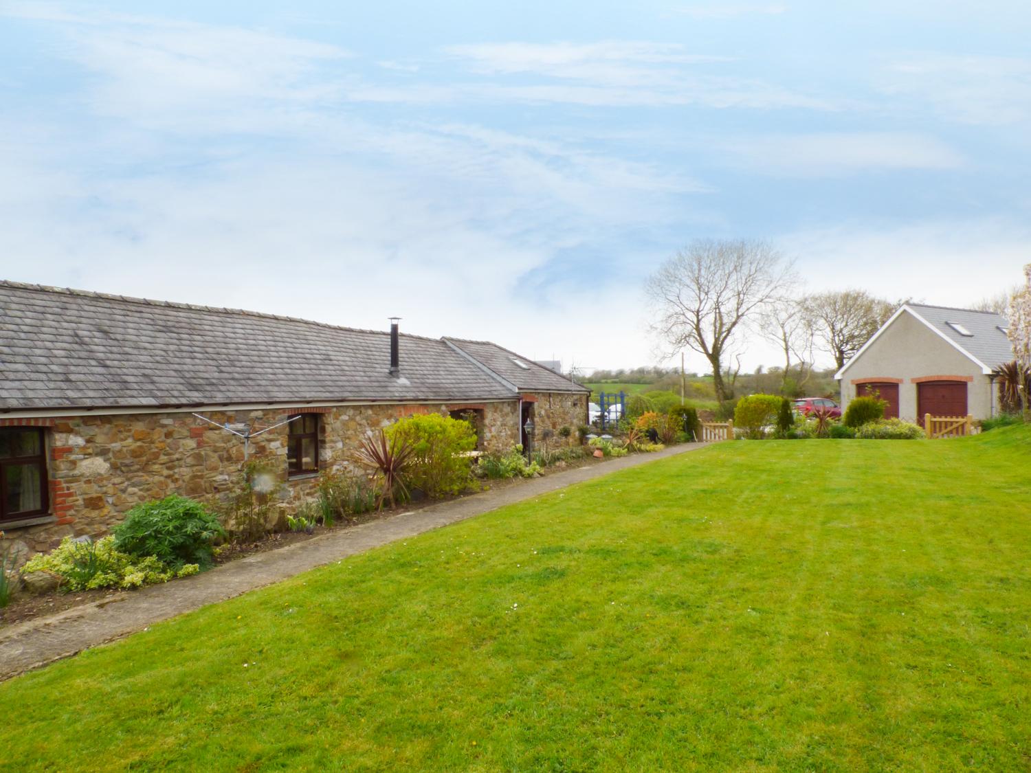 Holiday Cottage Reviews for The Barn at Harrolds Farm - Holiday Cottage in Kilgetty, Pembrokeshire
